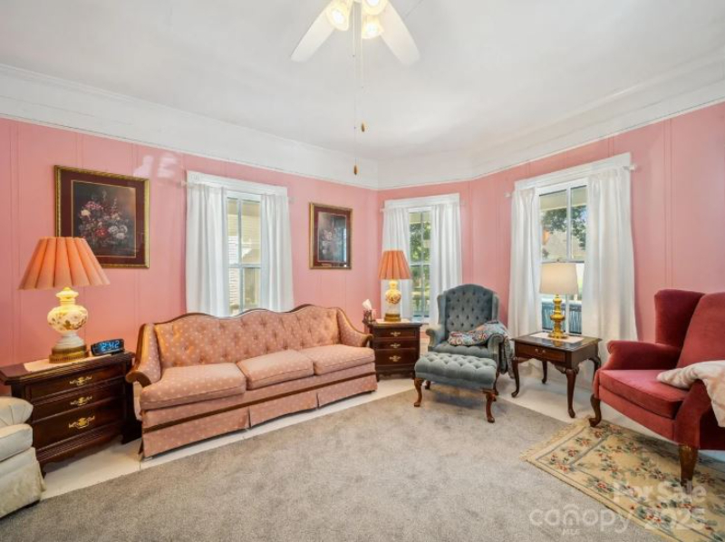 wrong, Queen Anne-style, North Carolina