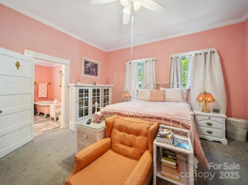 wrong, Queen Anne-style, North Carolina