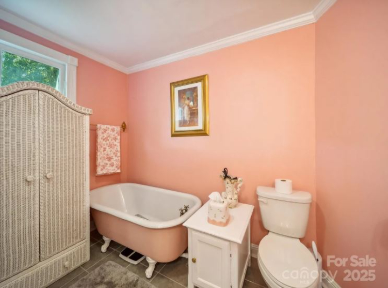 wrong, Queen Anne-style, North Carolina