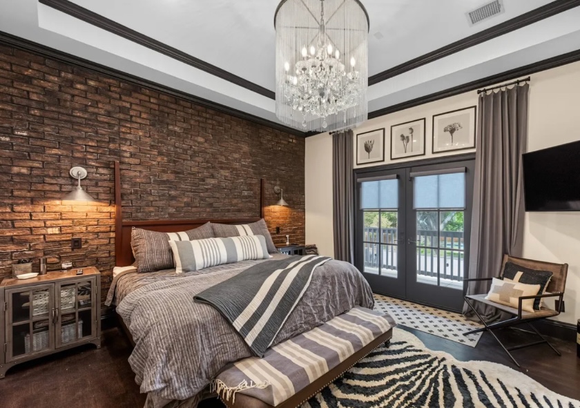 New Orleans French Colonial