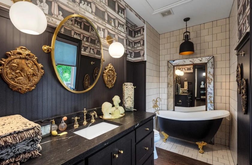 New Orleans French Colonial