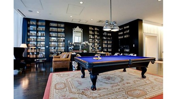 2200 Victory 1101 lounge 2