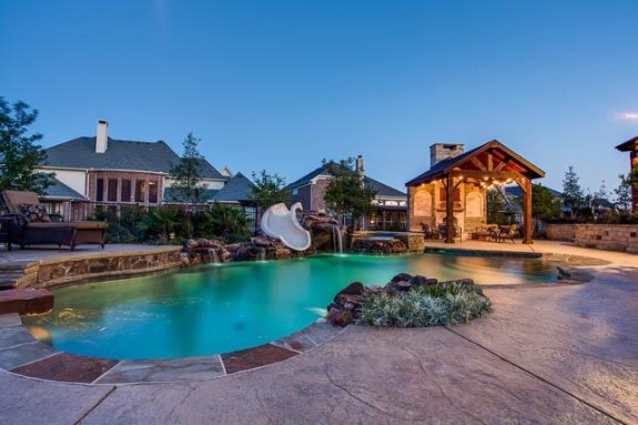 2570 Bendbrook Backyard
