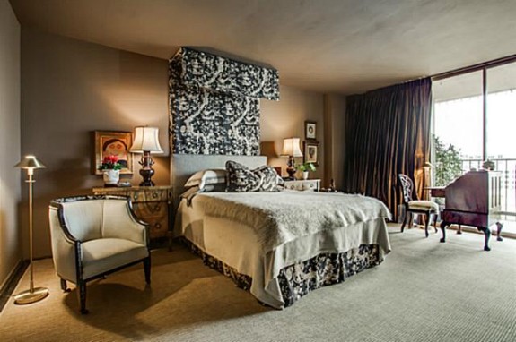 3310 Fairmount 10B Master Bed
