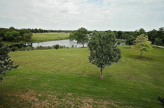 339 Town East Blvd. pond