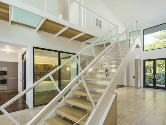3601 Euclid Stairs