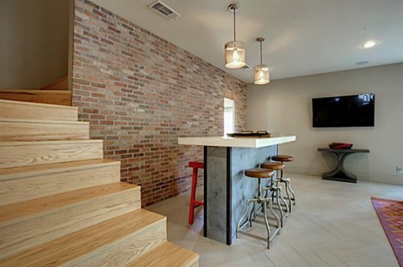 3608 Overton Park Sunroom bar