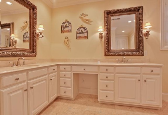 3725 Turtle Creek master bath1