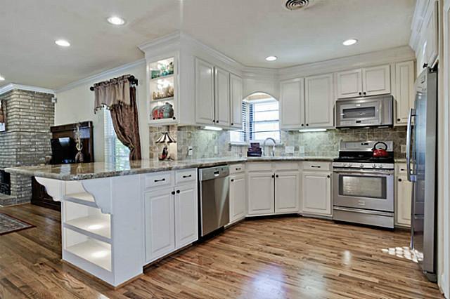 3747 Valley Ridge Kitchen