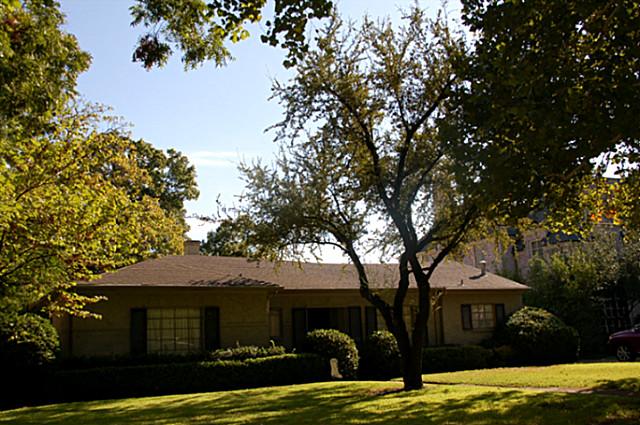 3909 Marquette ext ranch.jpg 2