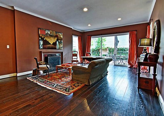 4212 Belclaire Den