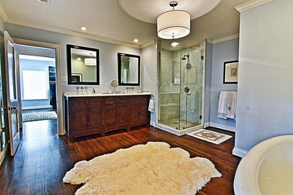 4212 Belclaire Master Bath
