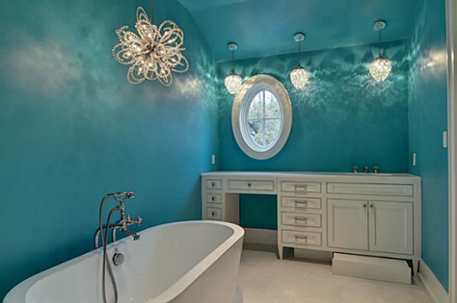 4337 Westway her bath