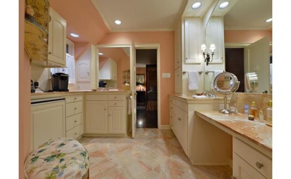 4414 Shenandoah master bath