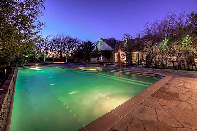 5 Stonebriar Court pool