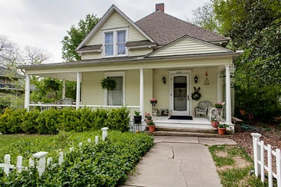 519 W. Hunt Front