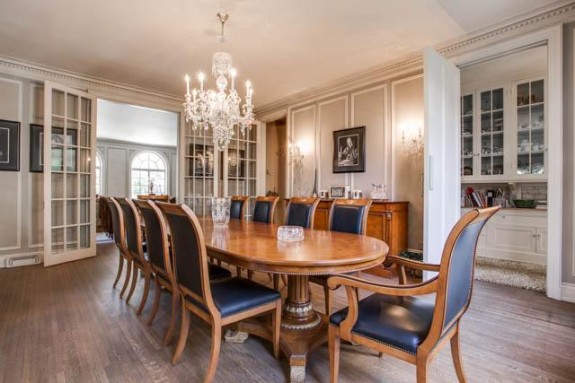 5314 Swiss Dining