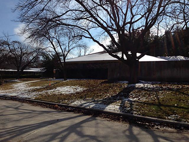 607 Bush Drive Allen