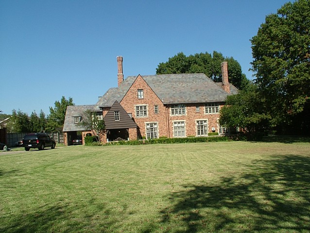 6835 Westlake