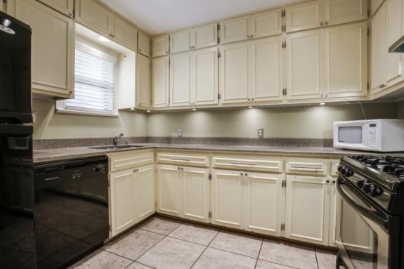 815 Newell Kitchen