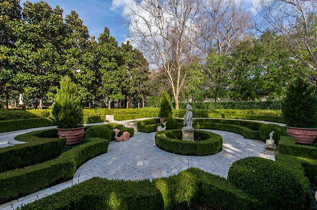 9434 Alva court master gardens