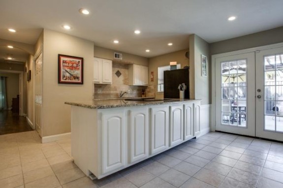 9754 Ash Creek Kitchen