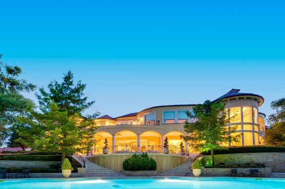 9800-Rockbrook-back-sweep-575x383