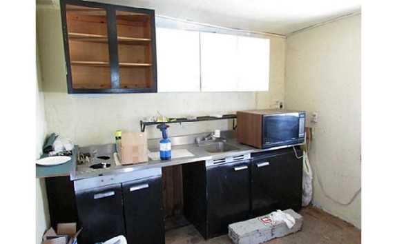 Amazing mess kitchen
