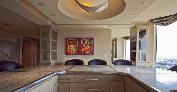 LaTour penthouse kitchen 3
