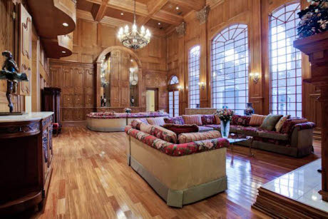 Mary Kay Mansion Living