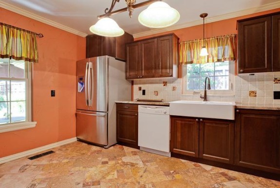 Ravendale Before Kitchen
