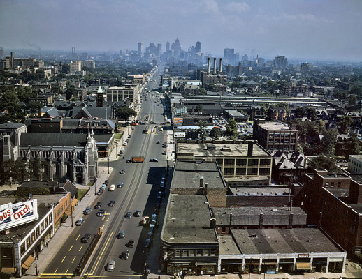 Woodward_Ave_Detroit_1942